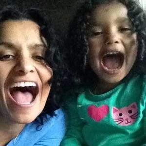 Meet your Posher, Fatima